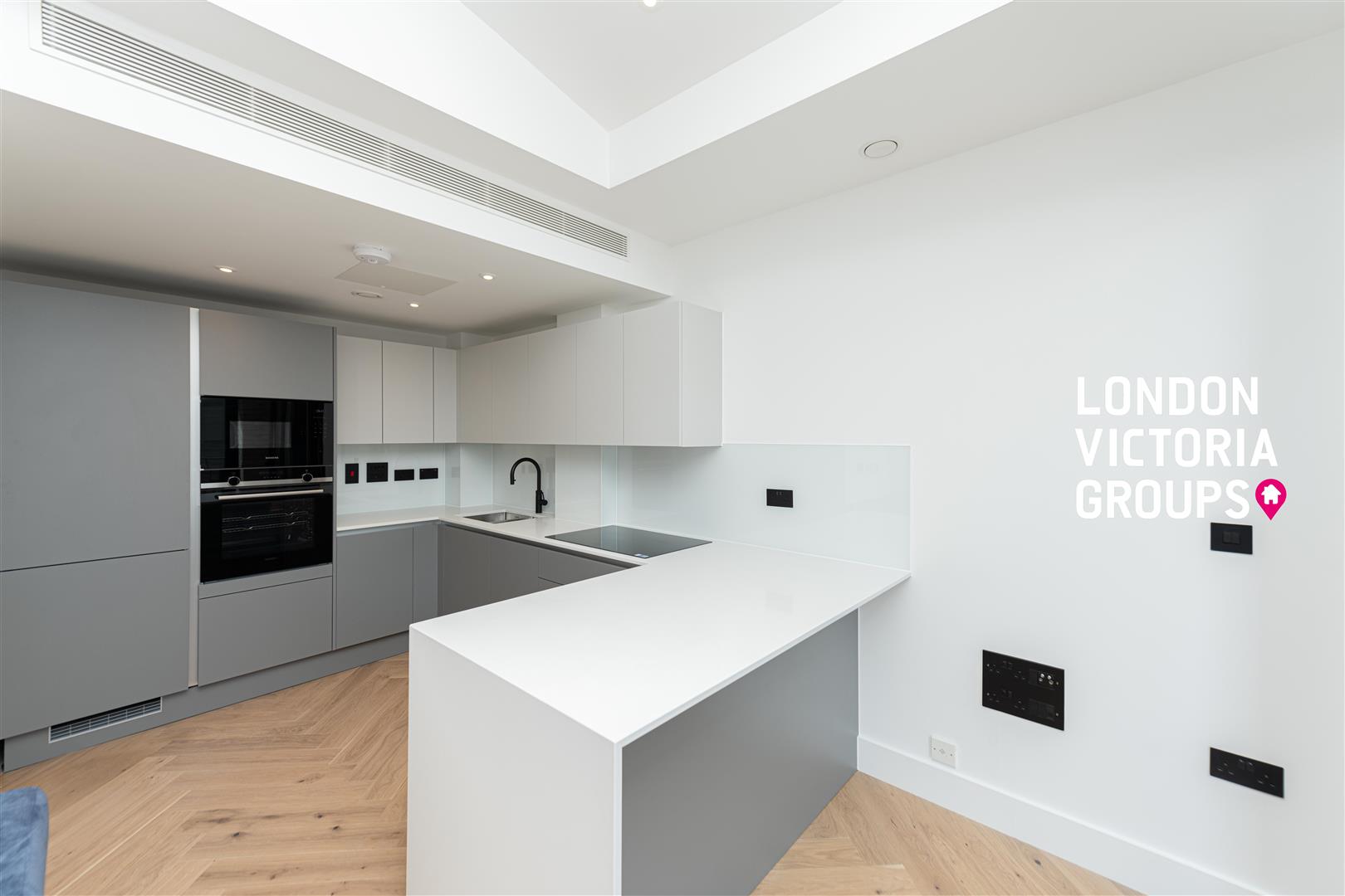 Huntingdon Apartments, 1 Graphite Square, LONDON